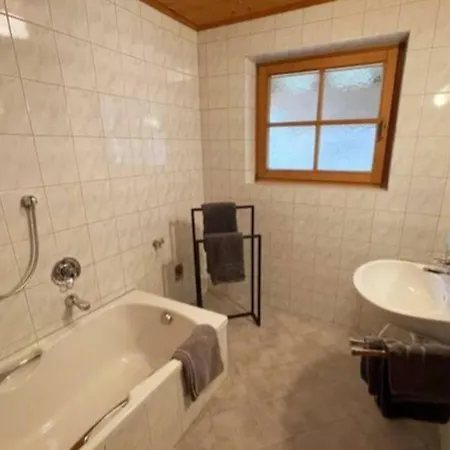 Design By Alpine Host Helpers Appartement *