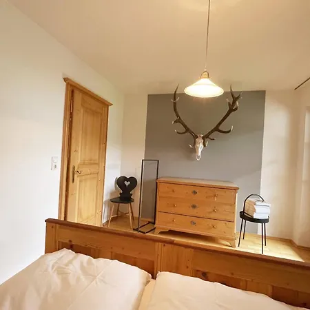 Design By Alpine Host Helpers アパート *