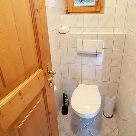 アパート Design By Alpine Host Helpers ヴェステンドルフ